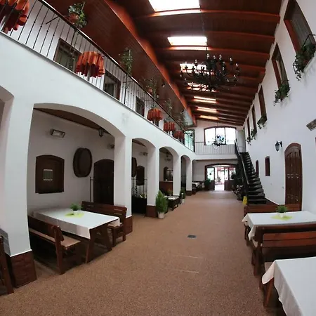 Vinarsky Dom Hotel 3*