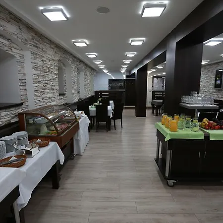 Vinarsky Dom Hotel Pezinok